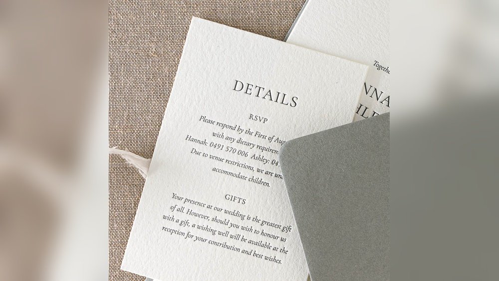 how to put gift ideas on invitation