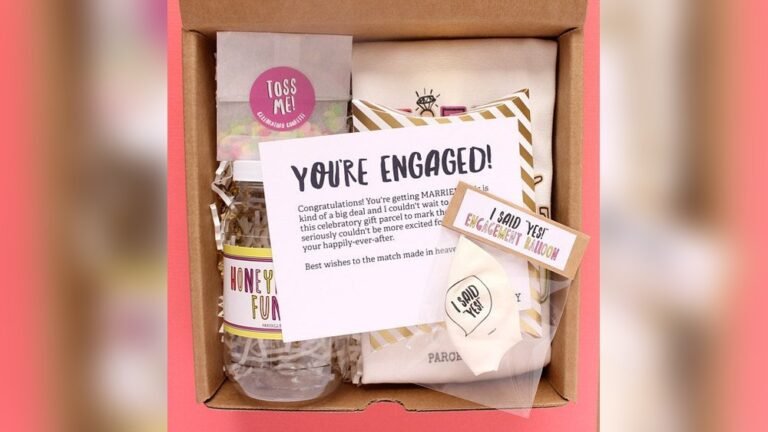 what are good engagement gift ideas